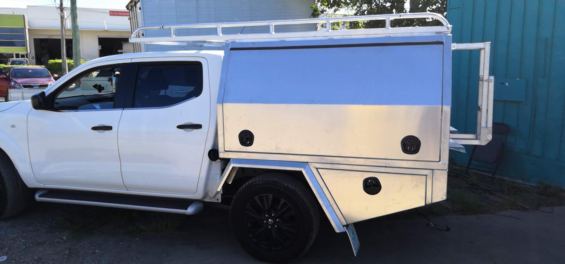 Nissan Navara MW Toolbox Canopy and Trailer Centre