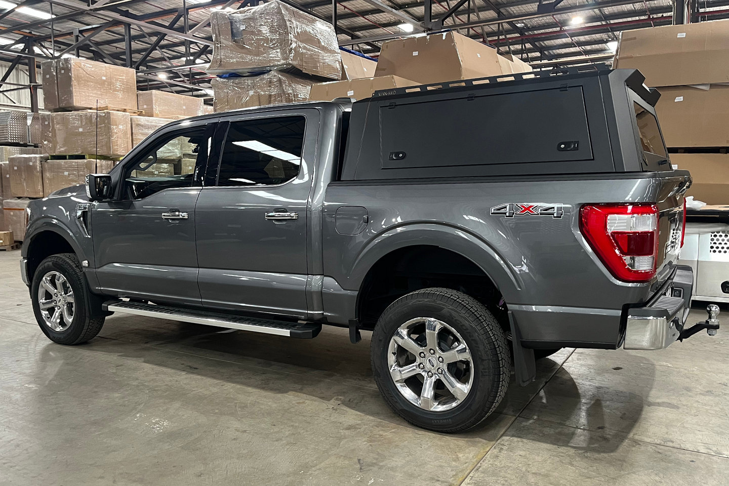 MW-Aluminium-Tub-Canopy-for-DUAL-CAB-CHEVROLET-SILVERADO-1500-2016-2021-3